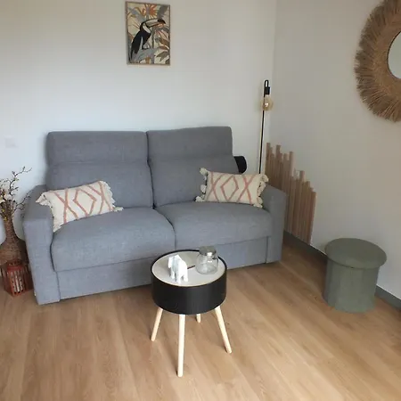 Apartment Cerca De La Playa Con Terraza Y Aparcamiento Privado - Es-204-75 *